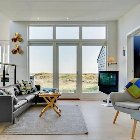 Сasa de vacaciones Helin - 100m From The Sea By Interhome *